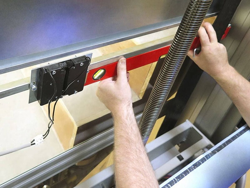 bảo trì thang máy mitsubishi