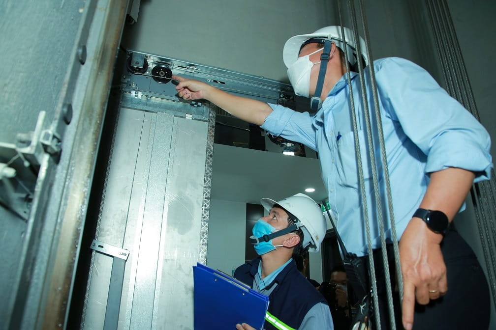 thang máy không hố pit