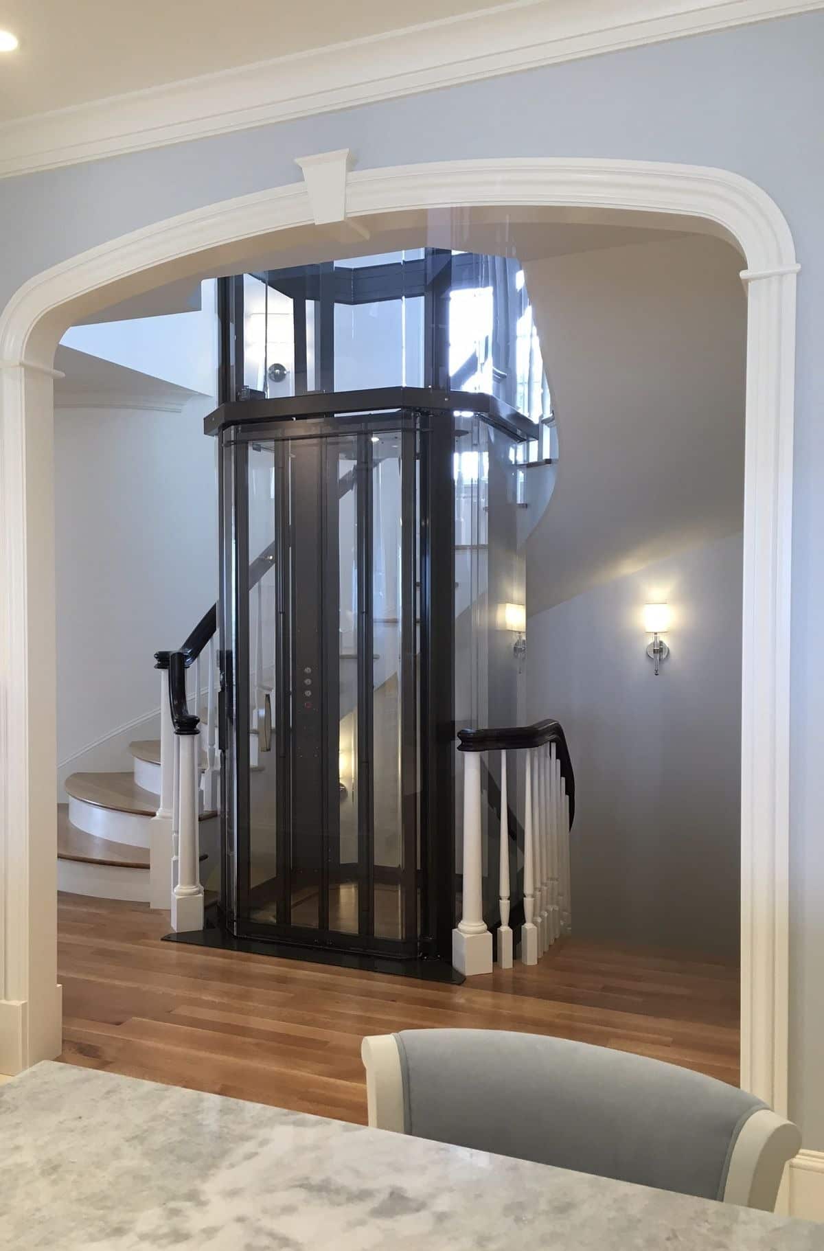 giá thang máy mini 2